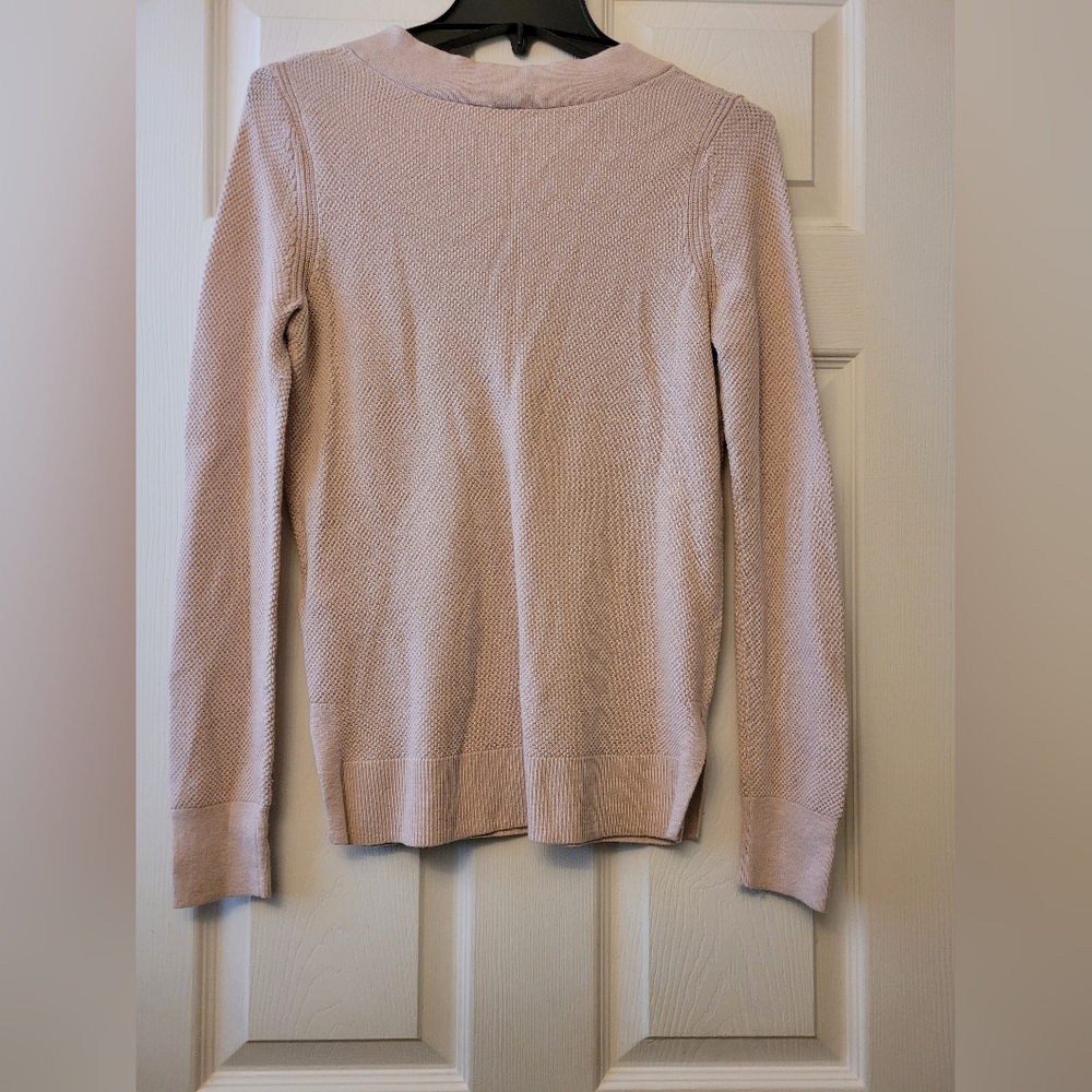 GAP Sweater - Picture 2 of 6
